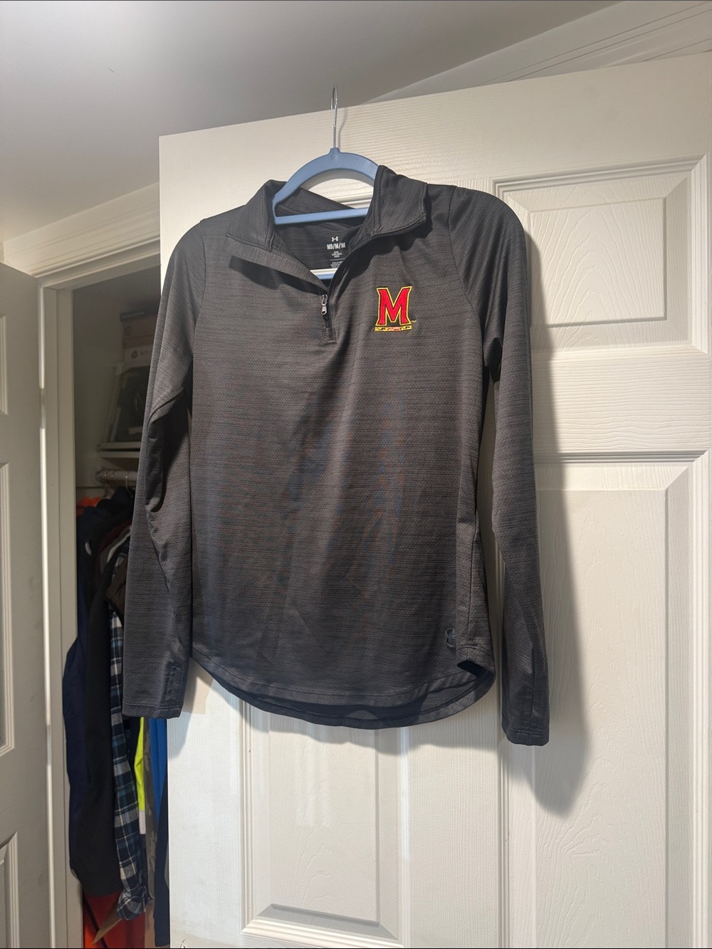 Under Armour Black womens Maryland 'M' 1/4 Zip Pullover